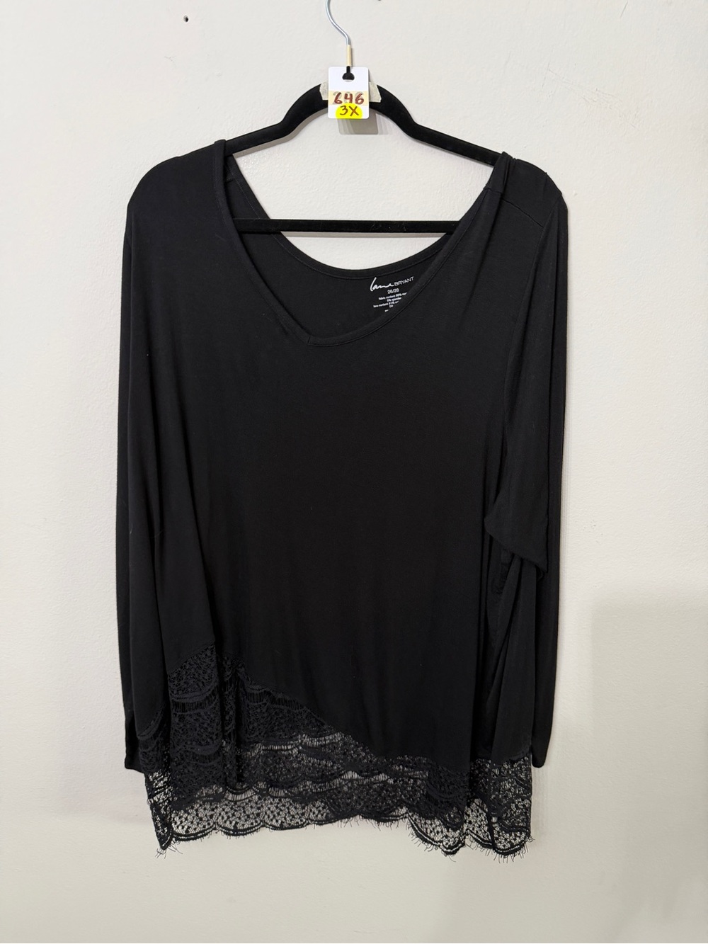 Women’s Lane Bryant Size 26/28 Black Long Sleeve Lace Hem Plus Size Top